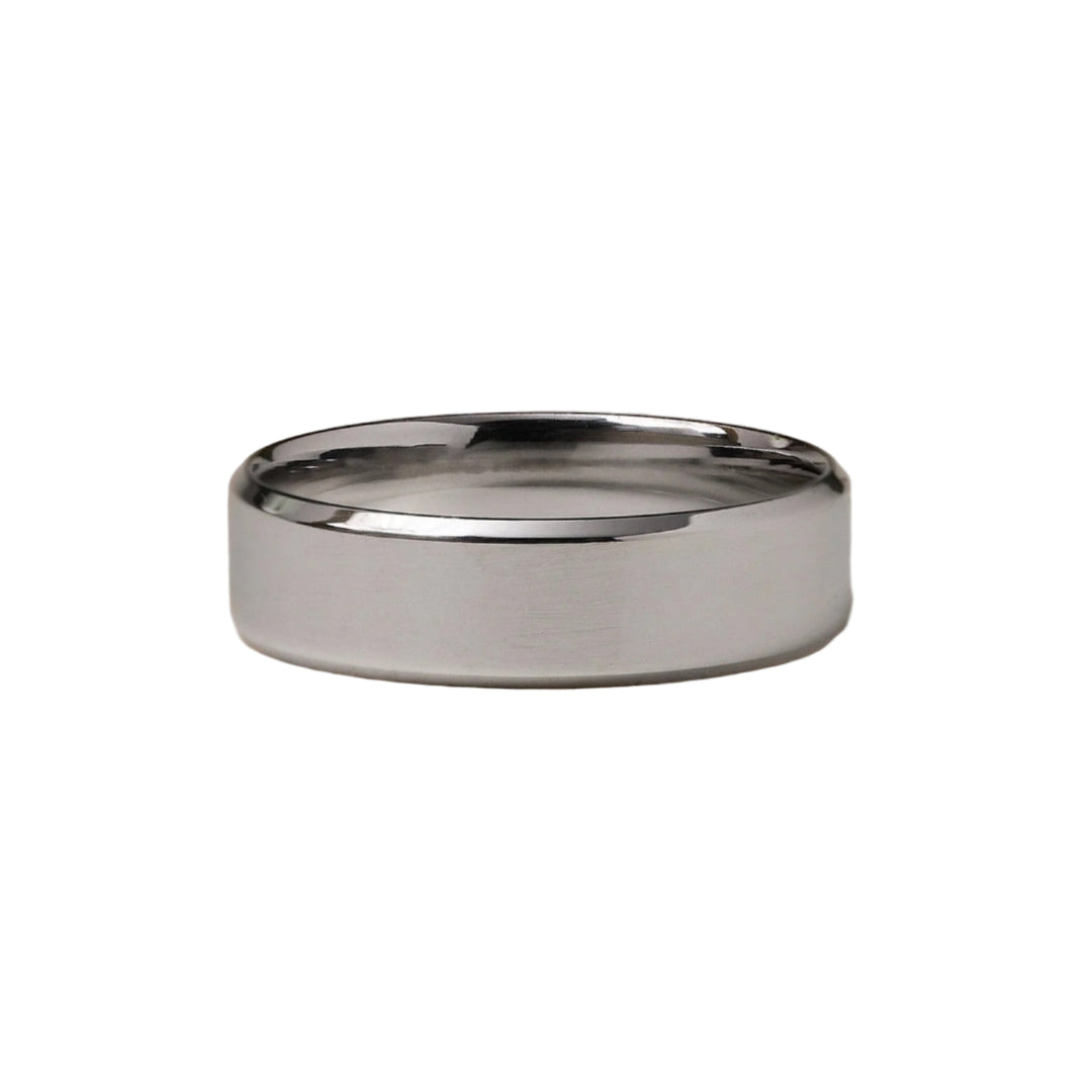 18K Gold Flat Bevel Wedding Band